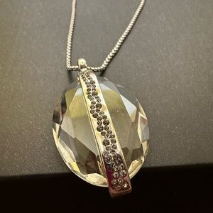 Pendant with large clear stone